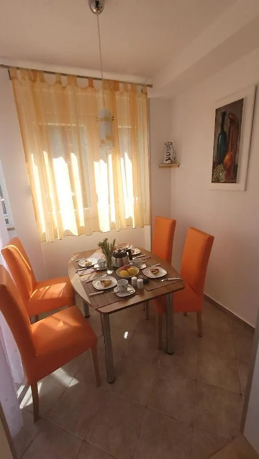 Apartman Moje Okrug Gornji 0*,